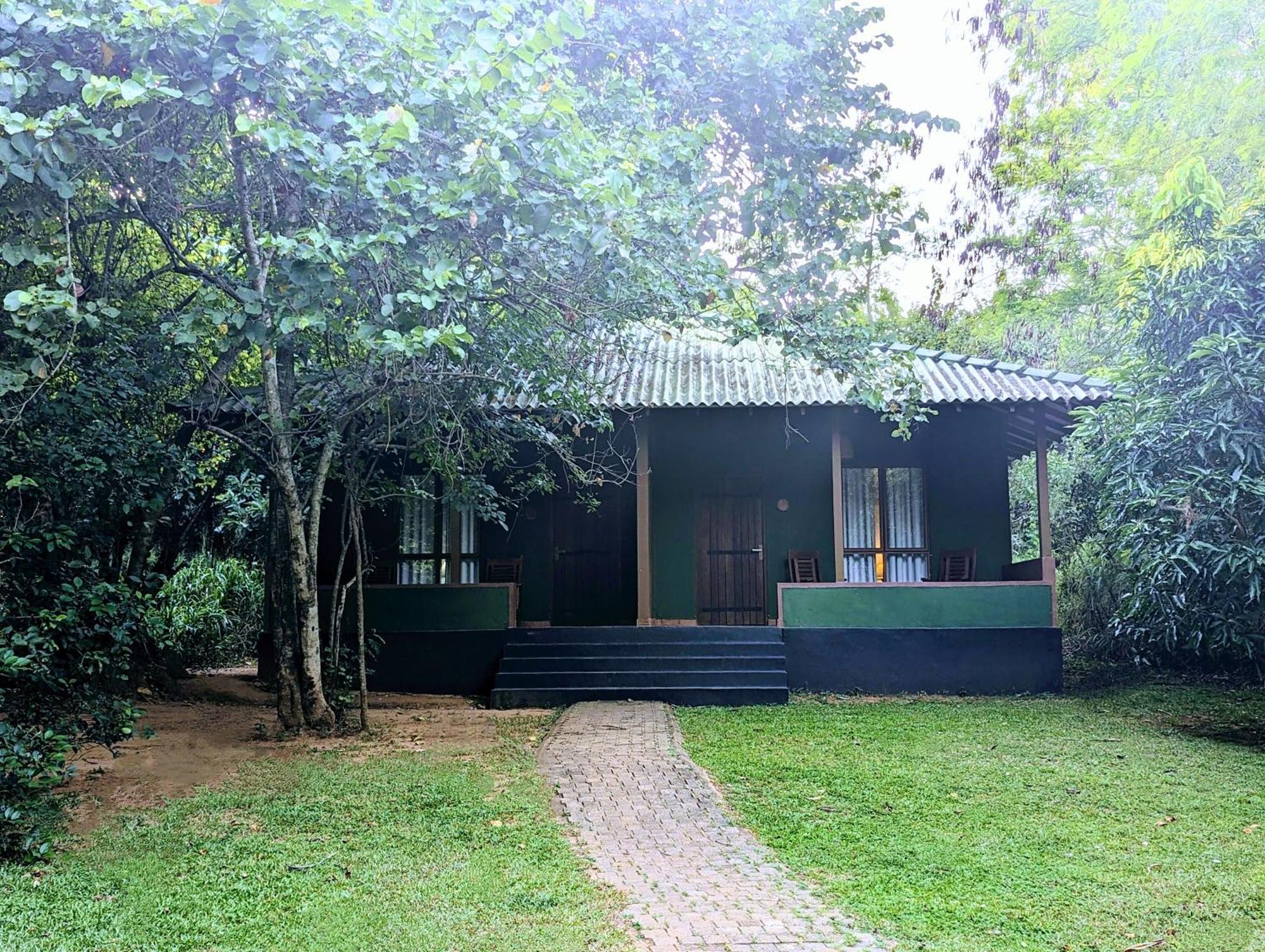 Pinthaliya Resort Sigiriya Ngoại thất bức ảnh