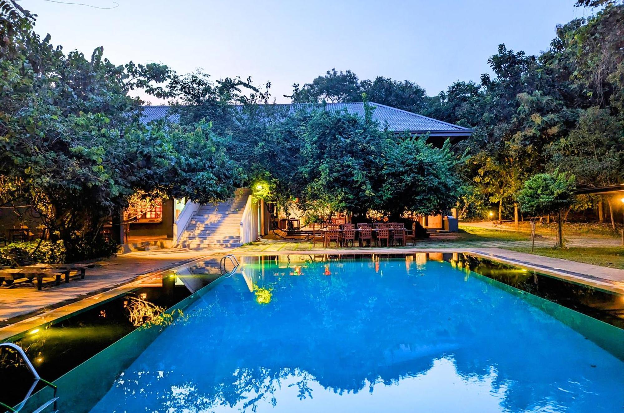 Pinthaliya Resort Sigiriya Ngoại thất bức ảnh